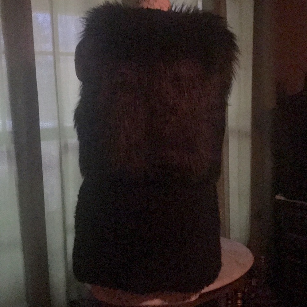 Guess - Picture 3 of 4